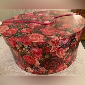 TRI-COASTAL DESIGN VTG NYC Floral Art Hat/Storage Box 16”x 8”